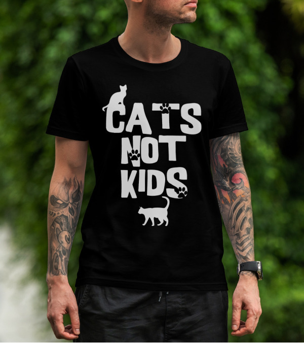 Cats Not Kids Paw Prints T-Shirt