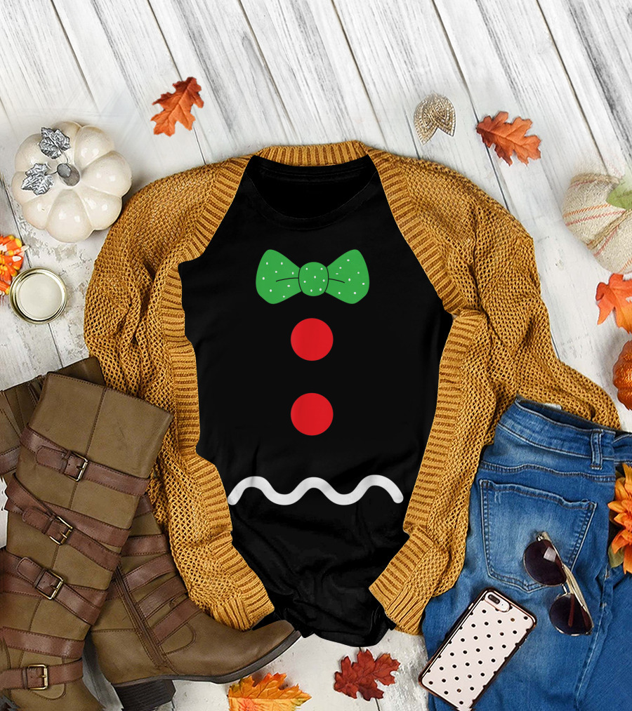 Funny Gingerbread Man Christmas Holiday Bow Tie Buttons T-Shirt