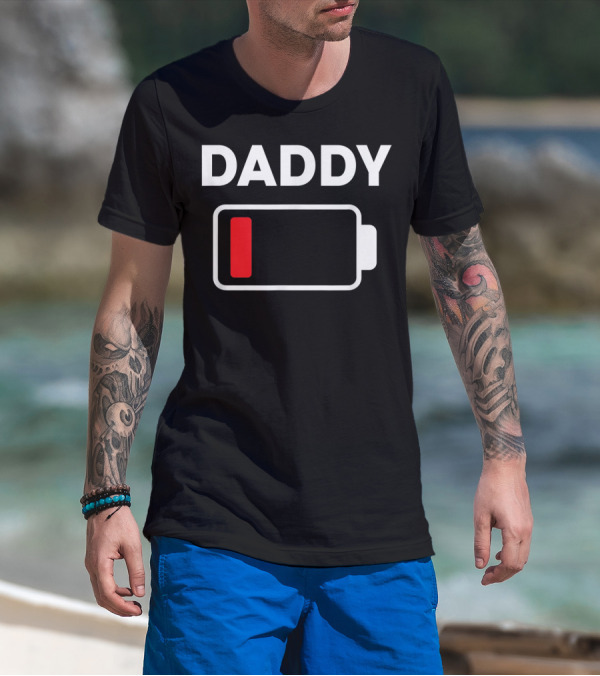 Daddy Low Battery Christmas Family Matching T-Shirt