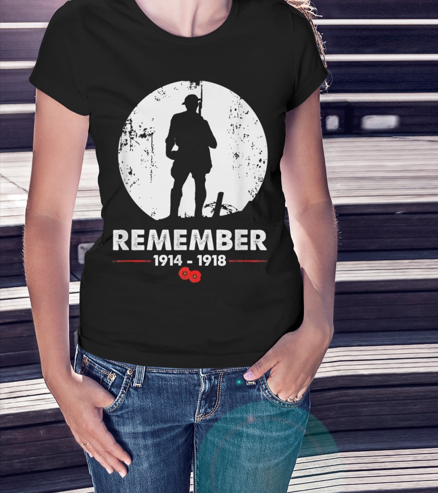 World War 1 Remember 1914-1918 Soldier Silhouette With Poppies T-Shirt