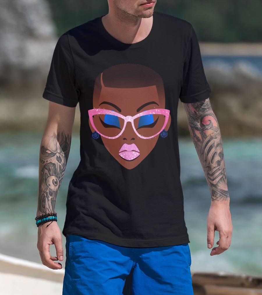 Beautiful Afro Black Girl With Natural Hair Pink Sparkle Glasses T-Shirt