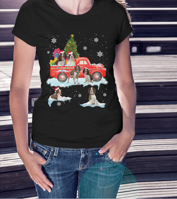 English Springer Spaniel Christmas Scene With Santa Hats On Red Truck And Snowflakes T-Shirt