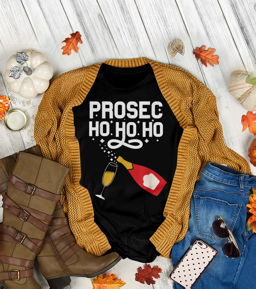 Prosecco Ho Ho Ho Funny Christmas Wine Bottle and Glass T-Shirt