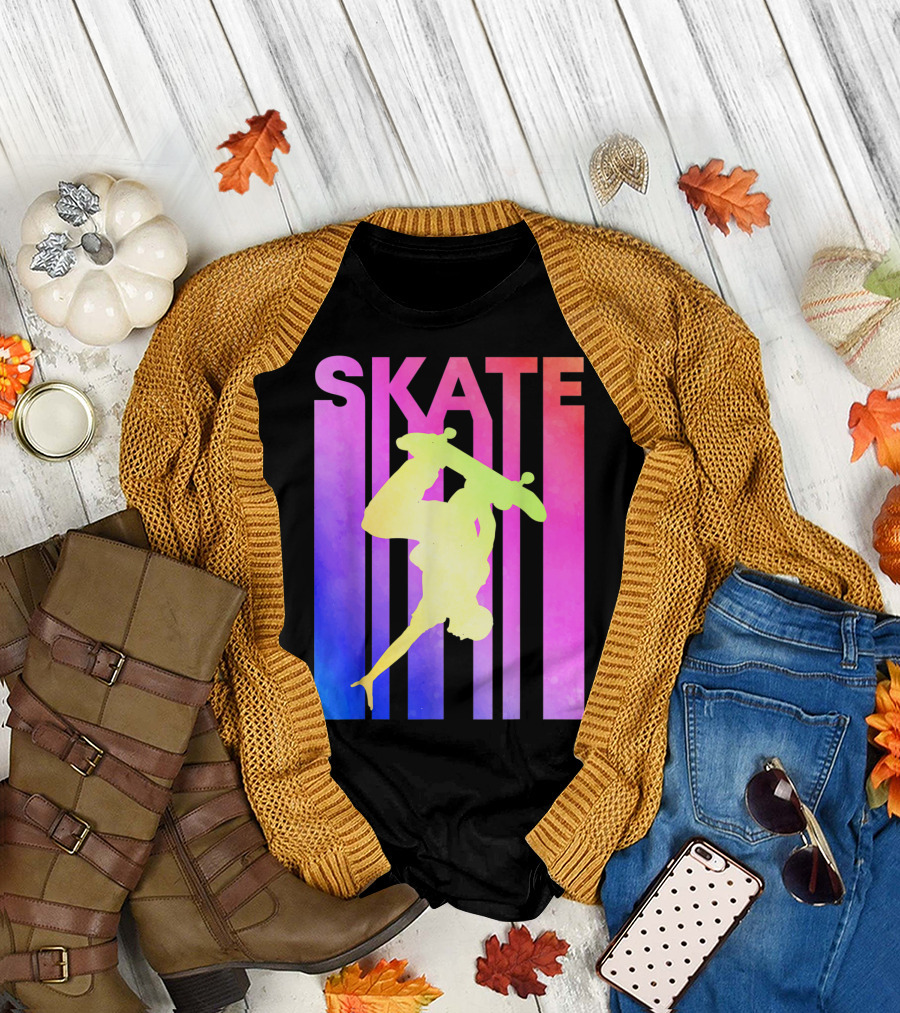 SKATE Retro Skateboard Backflip Vintage T-Shirt