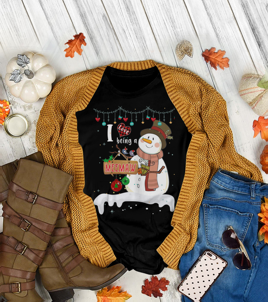 I Love Being A Meemaw Snowman Christmas Ornaments T-Shirt