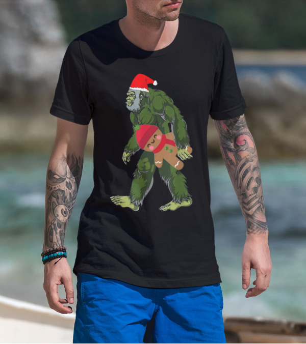 Christmas Bigfoot With Gingerbread Man And Santa Hat T-Shirt