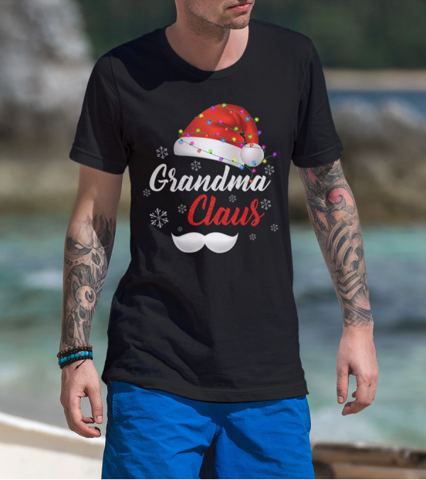 Grandma Claus Santa Hat With Lights And Snowflakes T-Shirt
