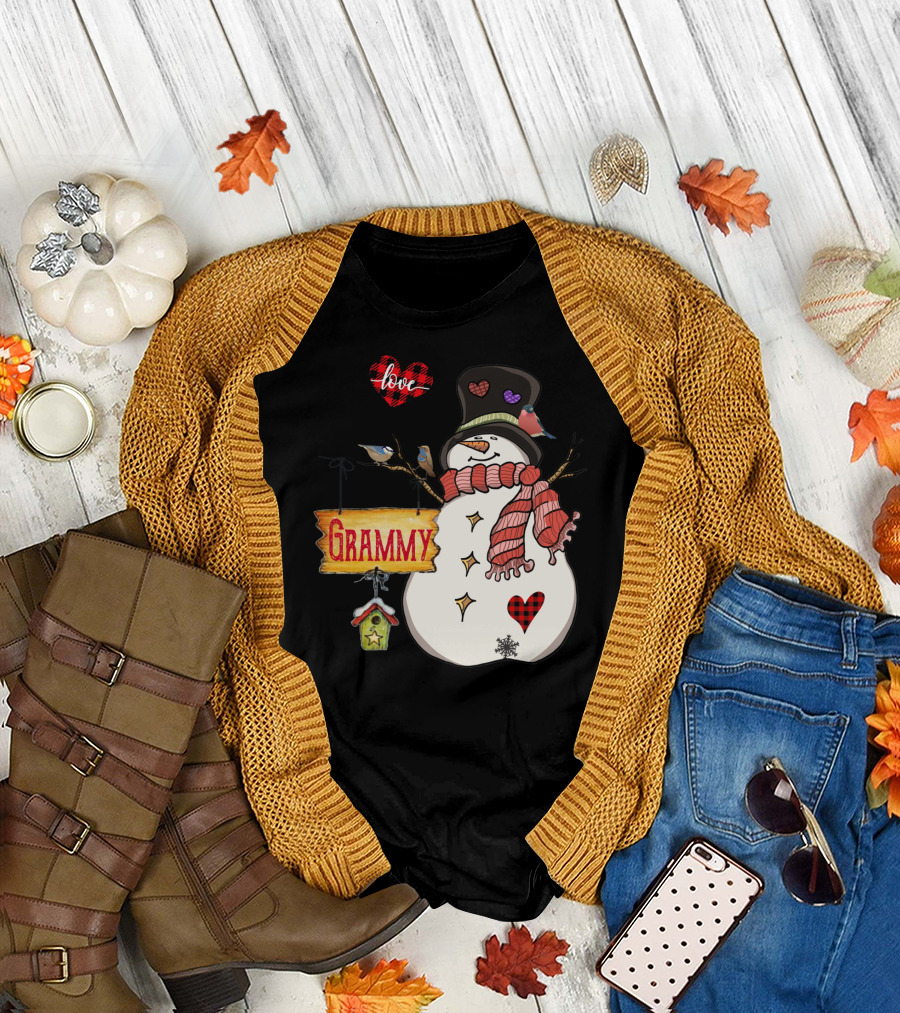 I Love Being A Grammy Snowman Family T-Shirt