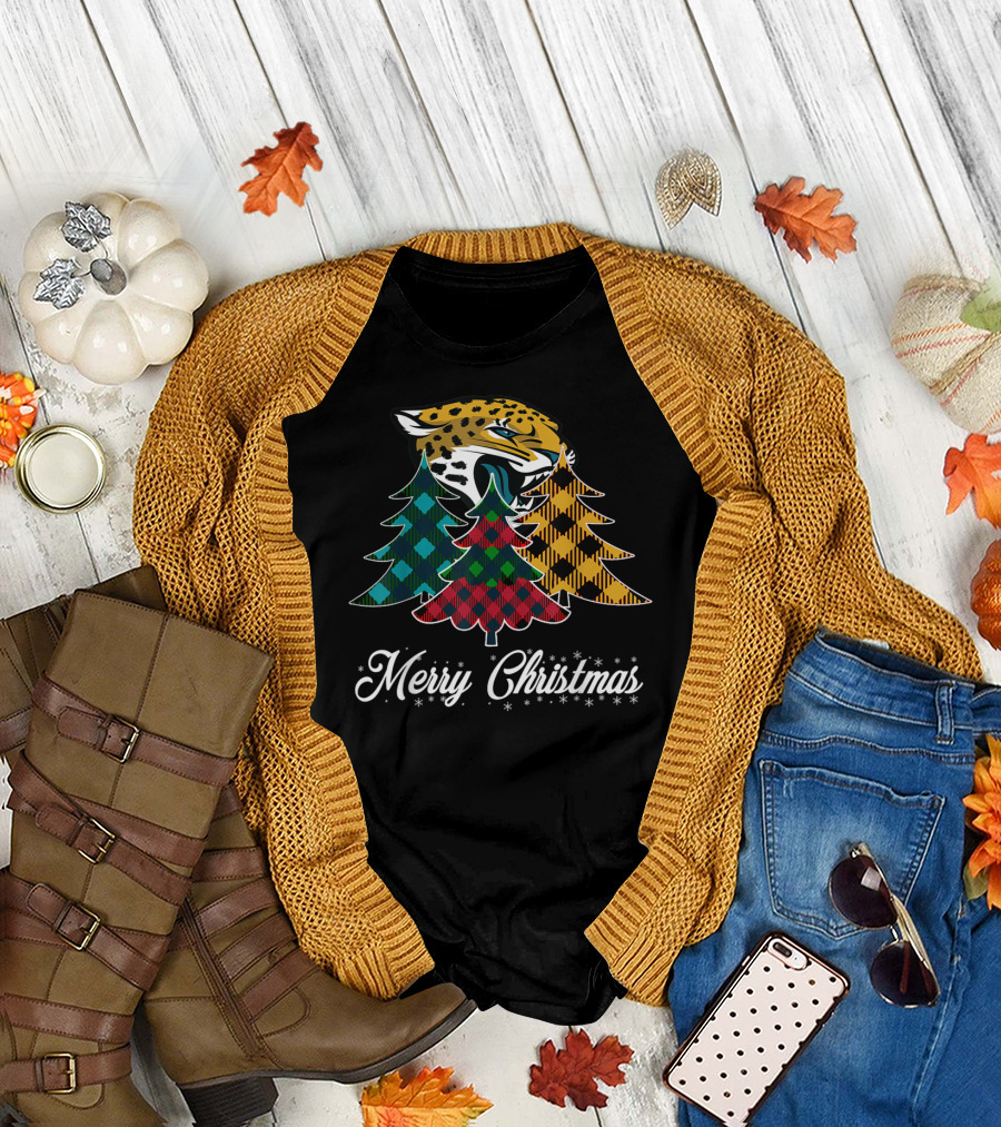 Merry Christmas Jaguars Plaid Trees Football Team T-Shirt