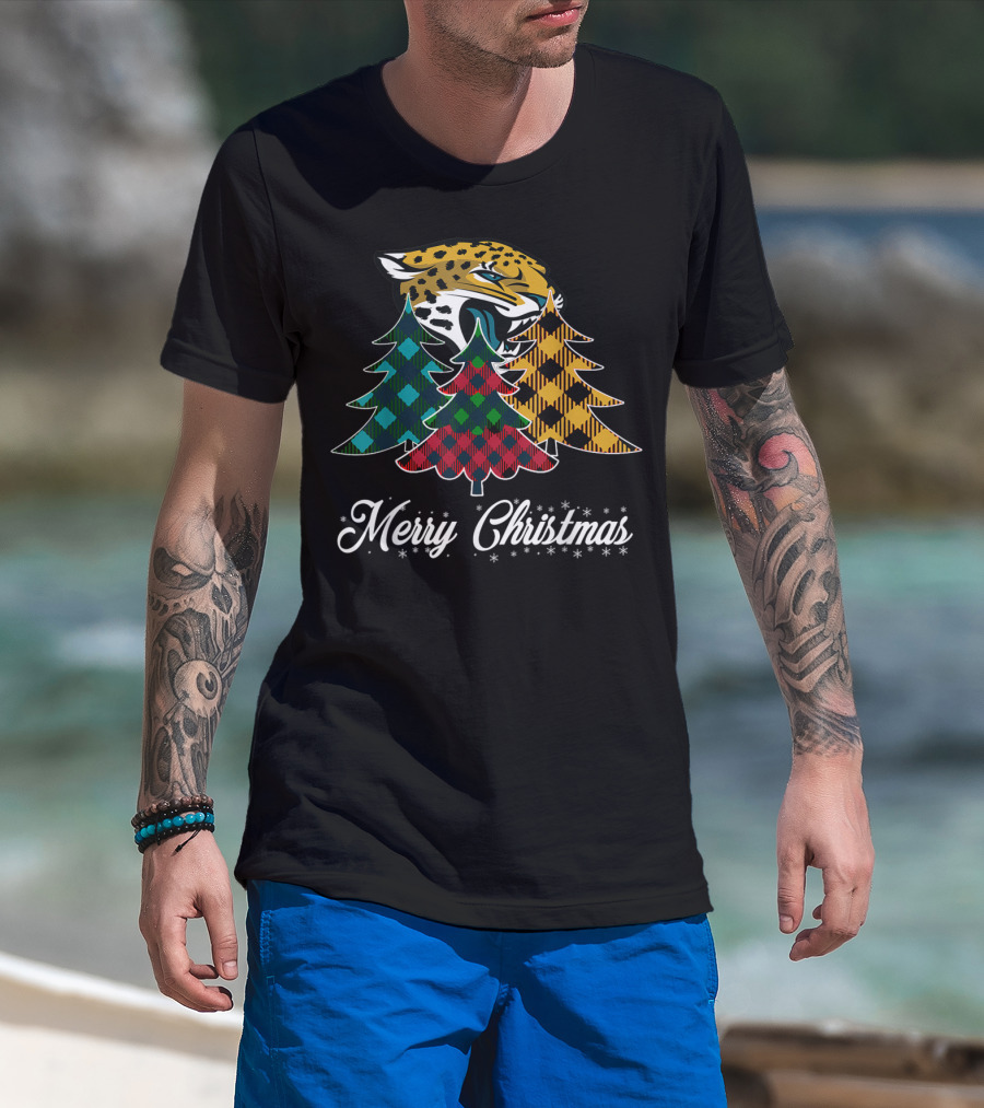 Merry Christmas Jaguars Plaid Trees Football Team T-Shirt