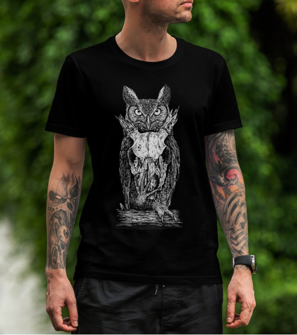 Owl Clutching Skull T-Shirt