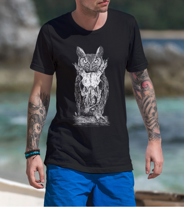Owl Clutching Skull T-Shirt
