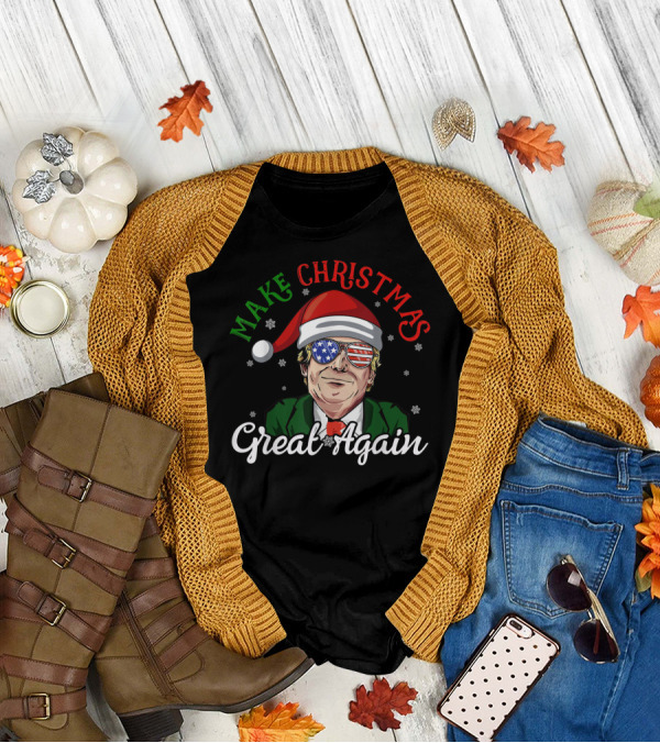 Make Christmas Great Again President Trump Santa Holiday T-Shirt