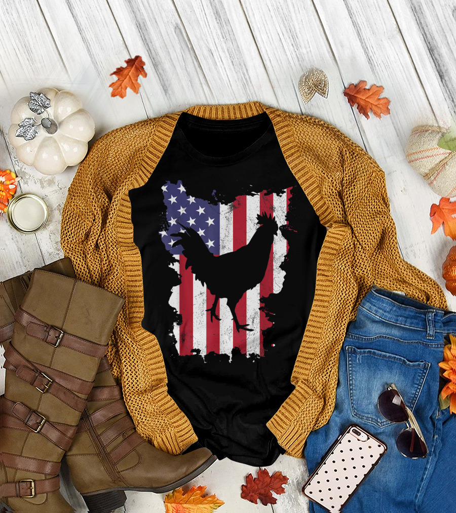 Patriotic Rooster Silhouette on Distressed American Flag Fourth of July USA T-Shirt