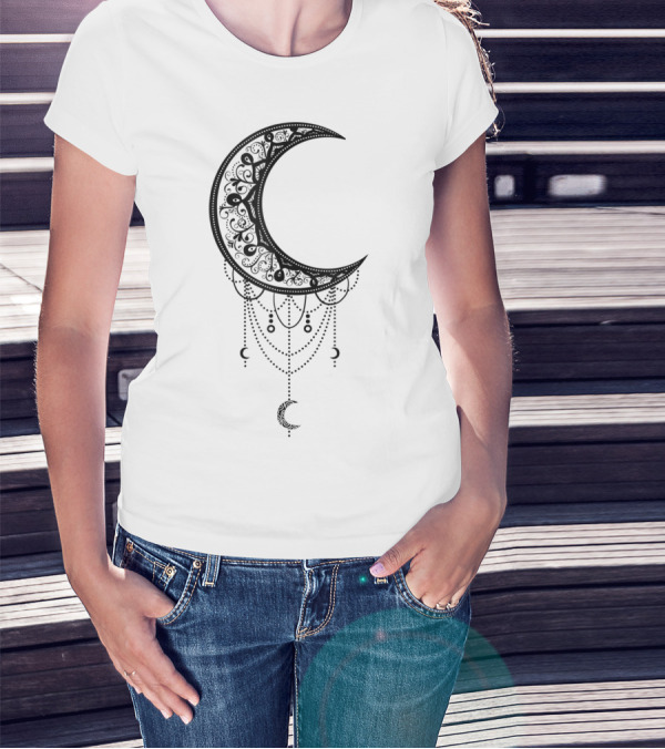 Beautiful Black Crescent Moon Dreamcatcher Design With Intricate Patterns And Hanging Beads T-Shirt
