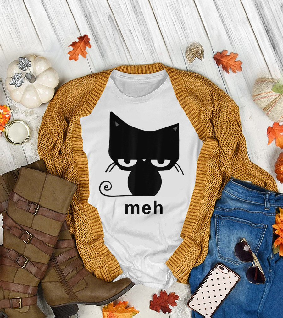 Meh Black Cat Funny for Cat Lovers Lazily Expressive Cat Enthusiast Humor T-Shirt
