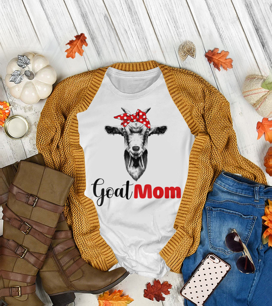 Funny Goat Mom Lovers Girl Polka Dot Bow T-Shirt