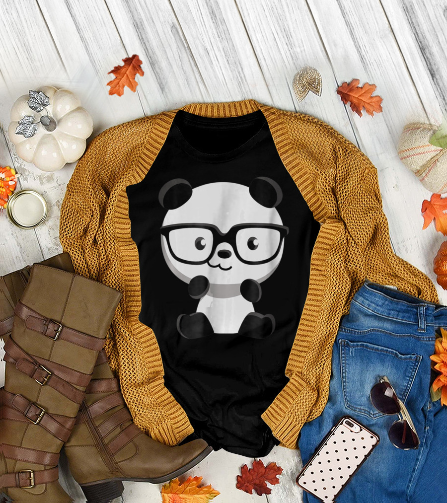 Cute Little Panda Bear Nerd Glasses T-Shirt