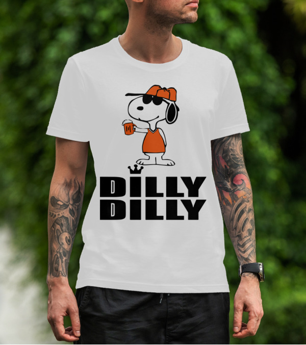 Dilly Dilly Funny Snoopy The Peanuts Movie Beer Hat And Glass T-Shirt