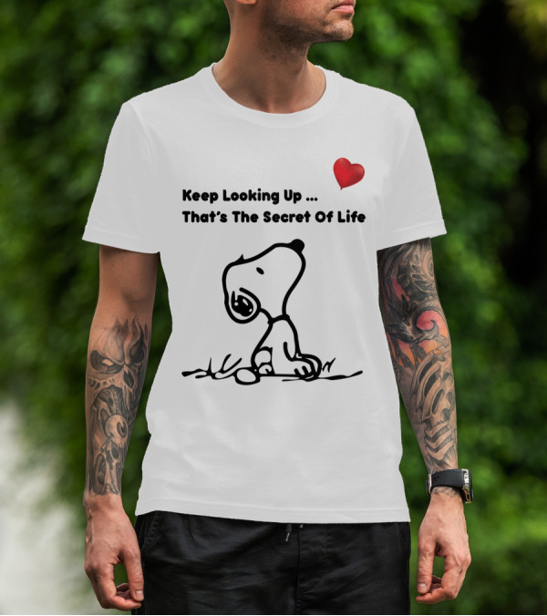 Keep Looking Up That's The Secret Of Life Snoopy Peanuts Heart T-Shirt