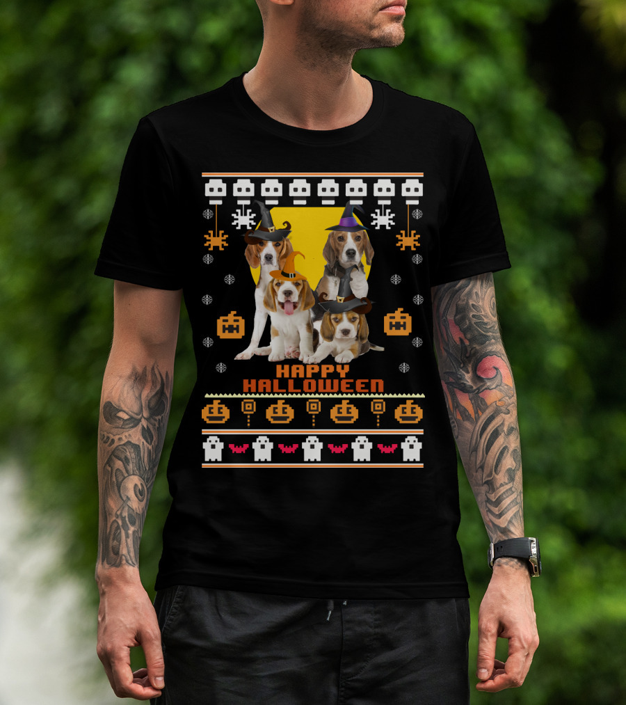 Beagle Happy Halloween Witch Hats And Pixelated Ghosts T-Shirt