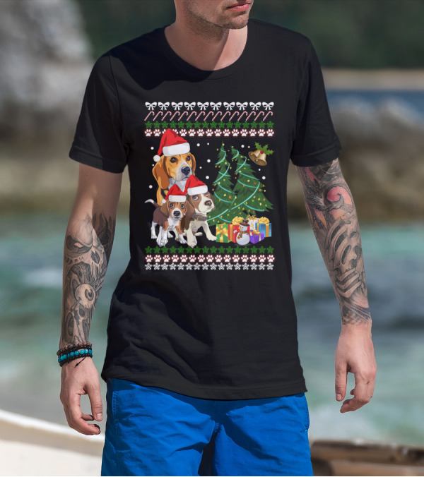 Santa Hat Beagles Christmas Tree And Gifts T-Shirt