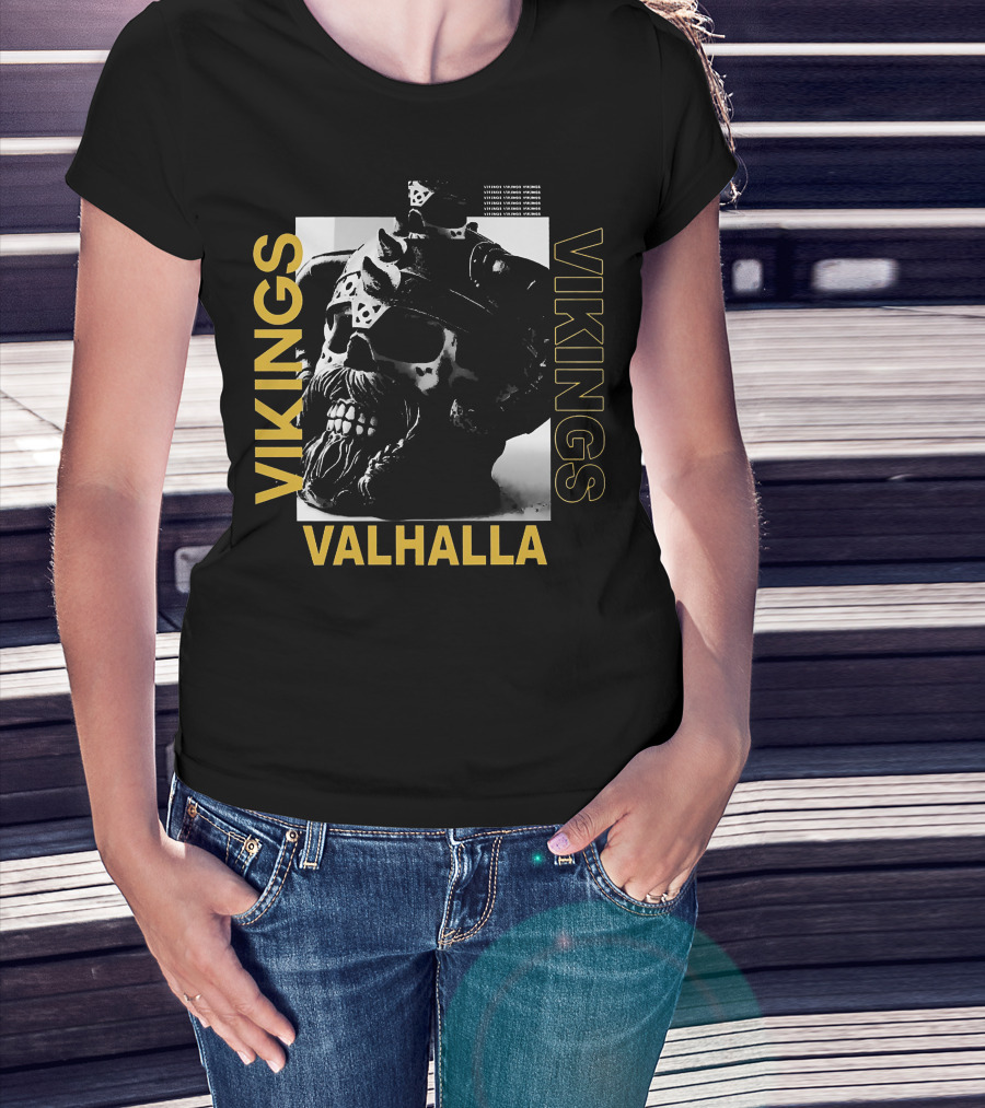 Vikings Valhalla Yule Skull Helm T-Shirt