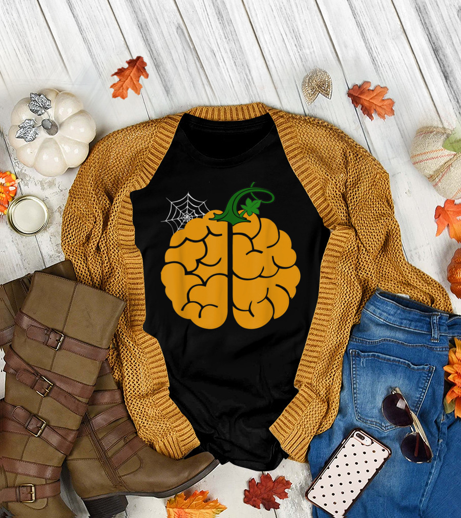 Brain Pumpkin Spiderweb Halloween Nurse Fun T-Shirt