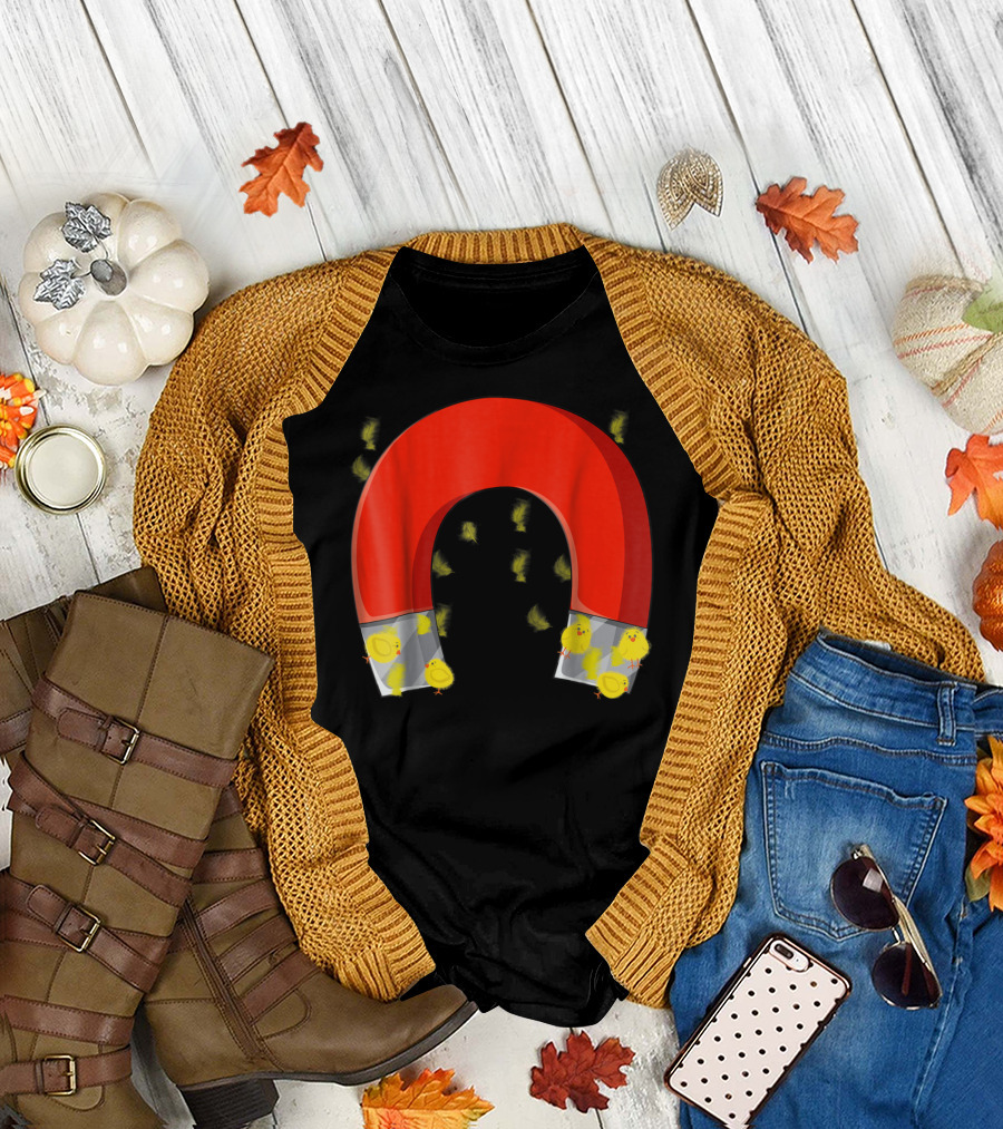 Chick Magnet with Yellow Chicks on Red Horseshoe Magnet T-Shirt