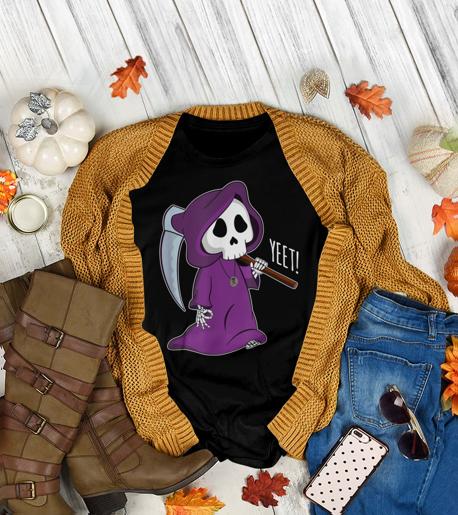 Circle Game Funny Grim Reaper Halloween Yeet Skeleton Hooded Scythe T-Shirt