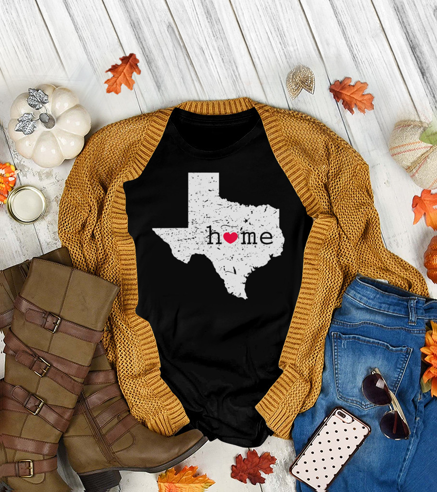 Home Texas Distressed State Map with Heart T-Shirt