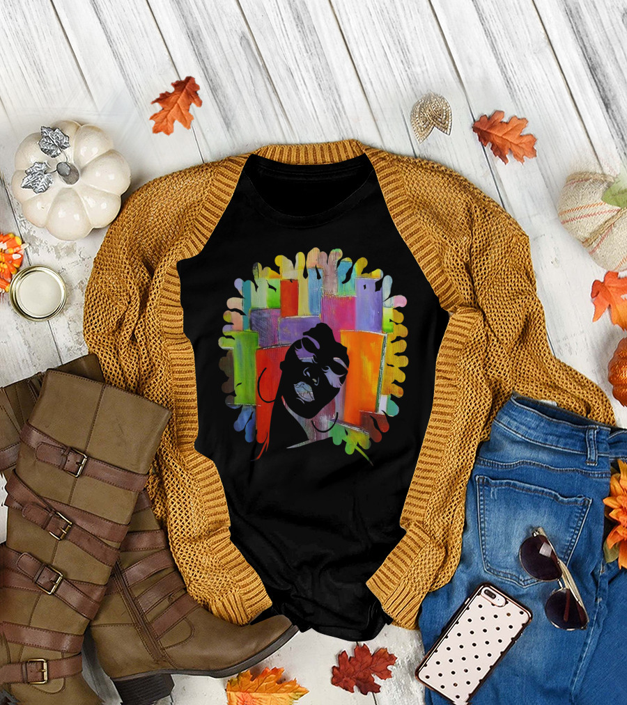 Trendy Afro Strong Melanin Queen With Natural Bold Colors T-Shirt