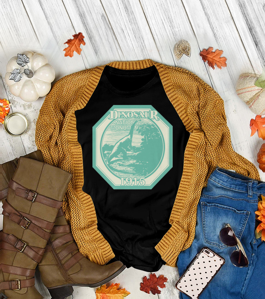 Dinosaur National Monument 1915 Vintage Hiking Wanderlust T-Shirt