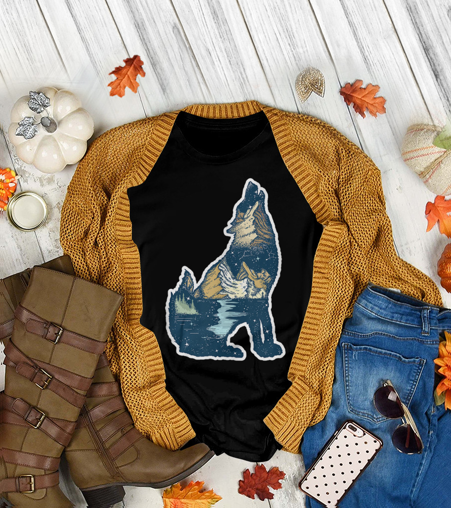 Howling Wolf Mountains Camping Travel Hiking Lake Night Sky T-Shirt