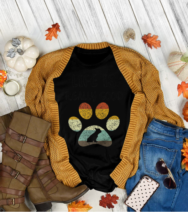 Life Is Really Good French Bulldog Retro Paw T-Shirt
