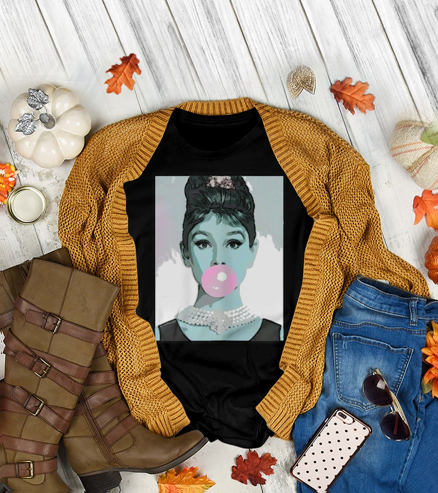 Audrey H Iconic Portrait Bubblegum Classic T-Shirt