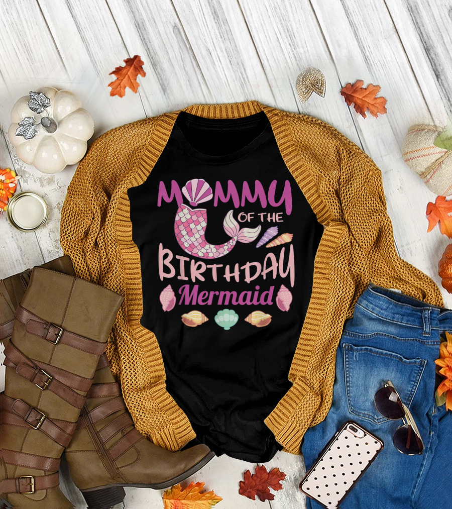 Mommy Of The Birthday Mermaid With Seashells And Mermaid Tail T-Shirt