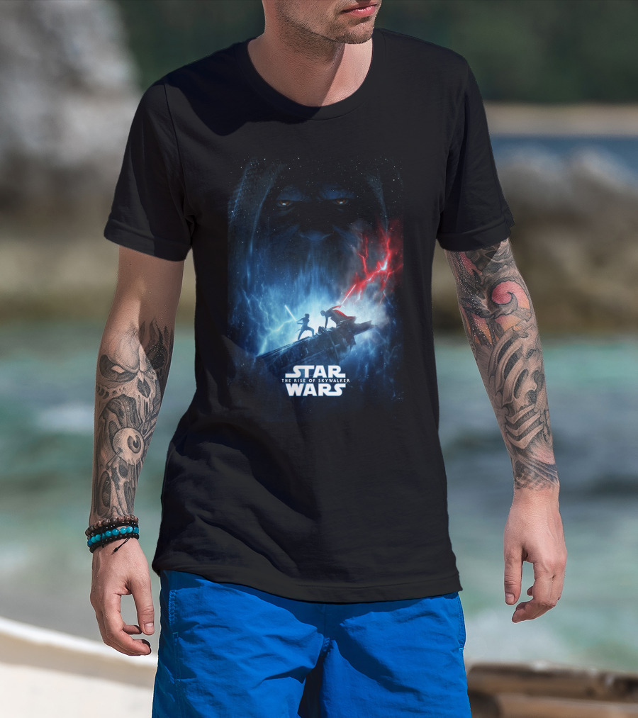 Star Wars The Rise Of Skywalker Epic Duel With Red And Blue Lightsabers T-Shirt
