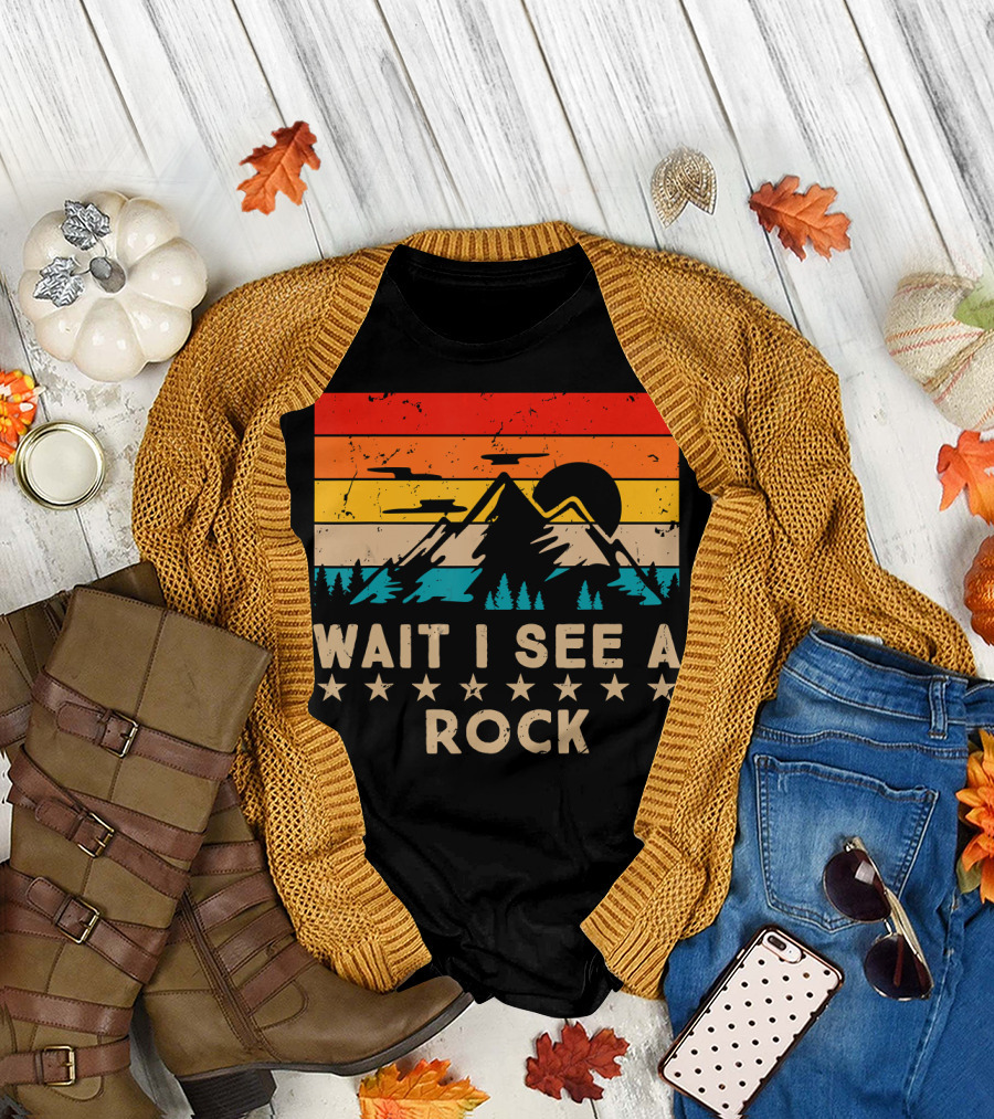 Retro Vintage Wait I See A Rock Funny Geology Sunset Mountains T-Shirt