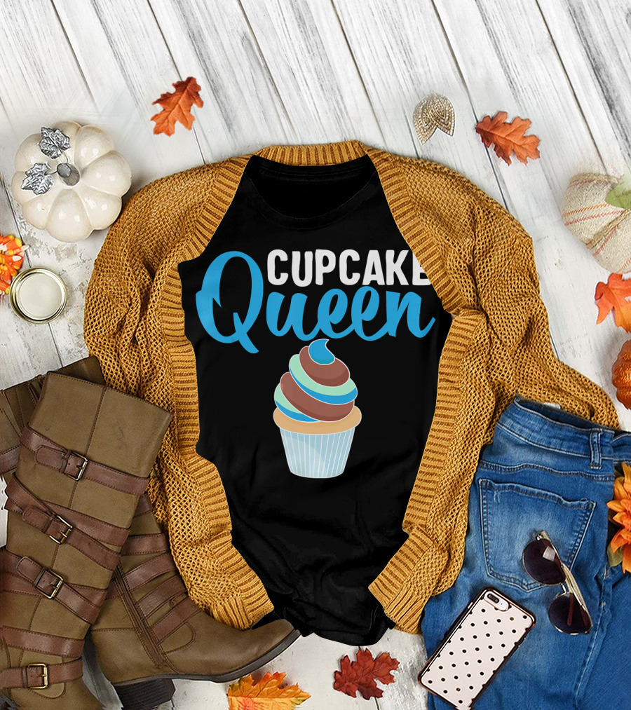 Cupcake Queen Funny Cute Baking Baker T-Shirt