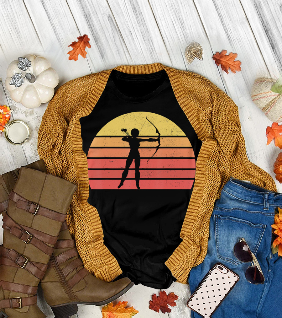 Vintage Archery Silhouette Sunset Bow Hunter Arch T-Shirt