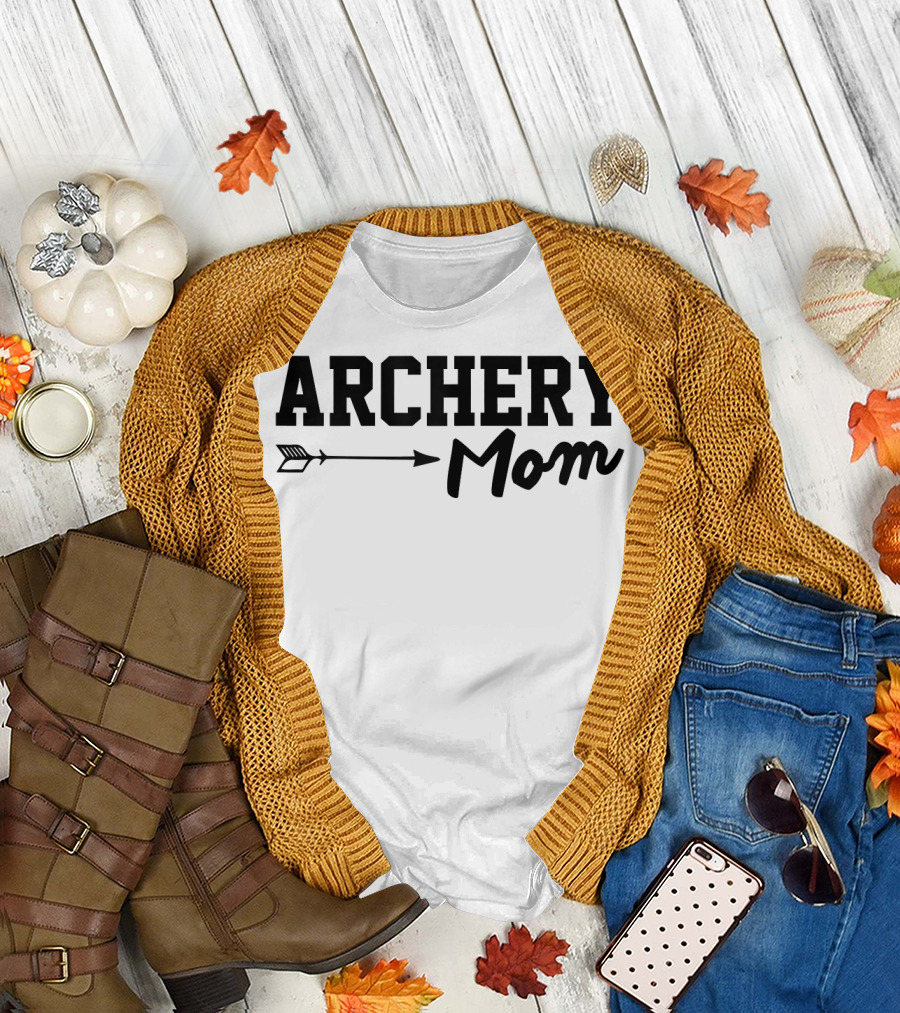 Archery Mom Bow Hunting Gear Arrow T-Shirt