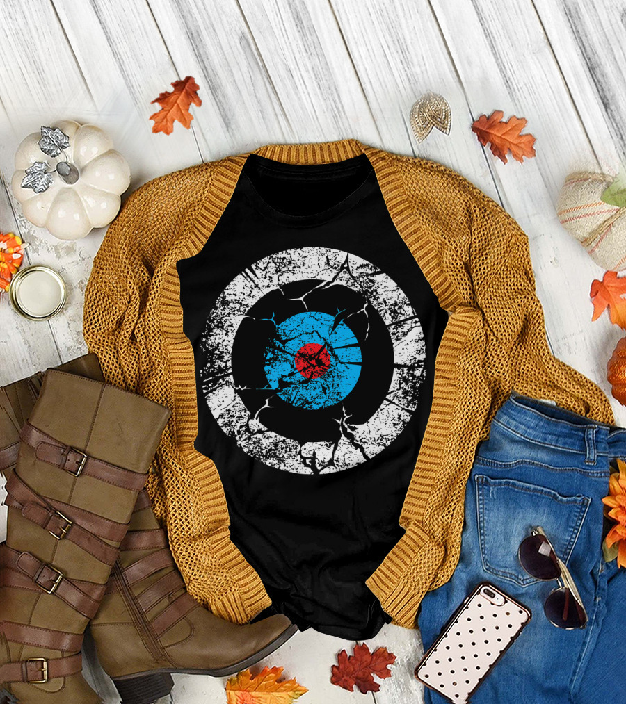 Cracked Archery Target with Blue and Red Bullseye for Funny Archer Athl T-Shirt