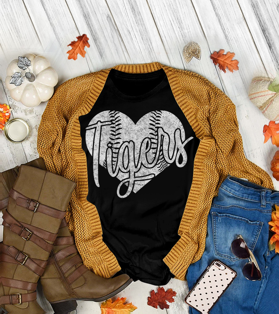 Tigers Heart Baseball Softball High School Stitching T-Shirt
