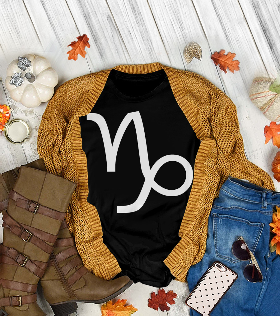 Capricorn Zodiac Symbol Cool T-Shirt
