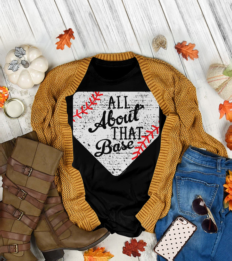 All About That Base Mom Cute Baseball Player Home Plate Red Stitches T-Shirt