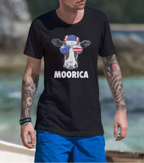 Moorica Cow 4th Of July American Flag Bandana And Sunglasses T-Shirt