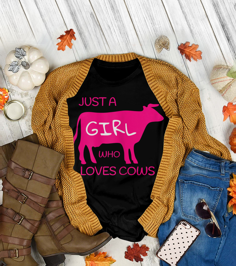 Just a Girl Who Loves Cows Pink Cow T-Shirt