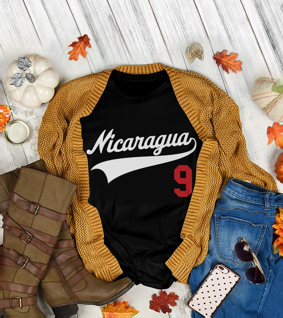 Nicaragua Baseball Style Number 9 T-Shirt