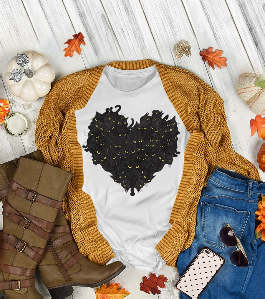 Cats Heartful Black Cats Yellow Eyes T-Shirt